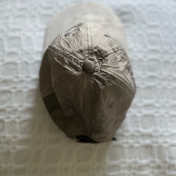 Classic Kith Cinder Cap. Only worn a couple of times! Selling online for $199. - Picture 7 of 9